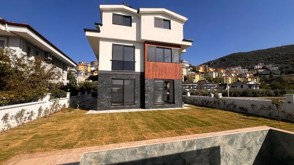 Property in Karaculha